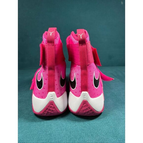 Nike LeBron Soldier 10 X TB “Kay Yow” Pink Basketball Shoes Men’s Size 13 844374 main image 5